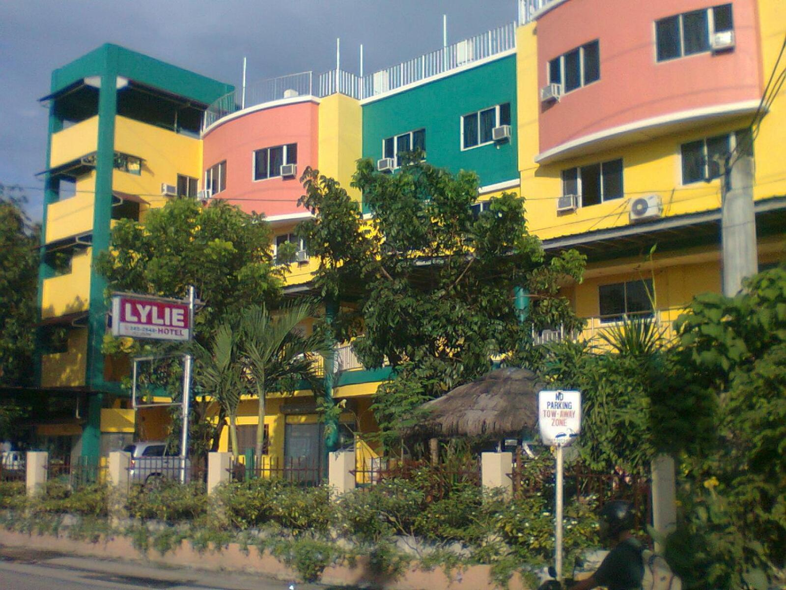 Lylie Hotel Cebu Exterior foto
